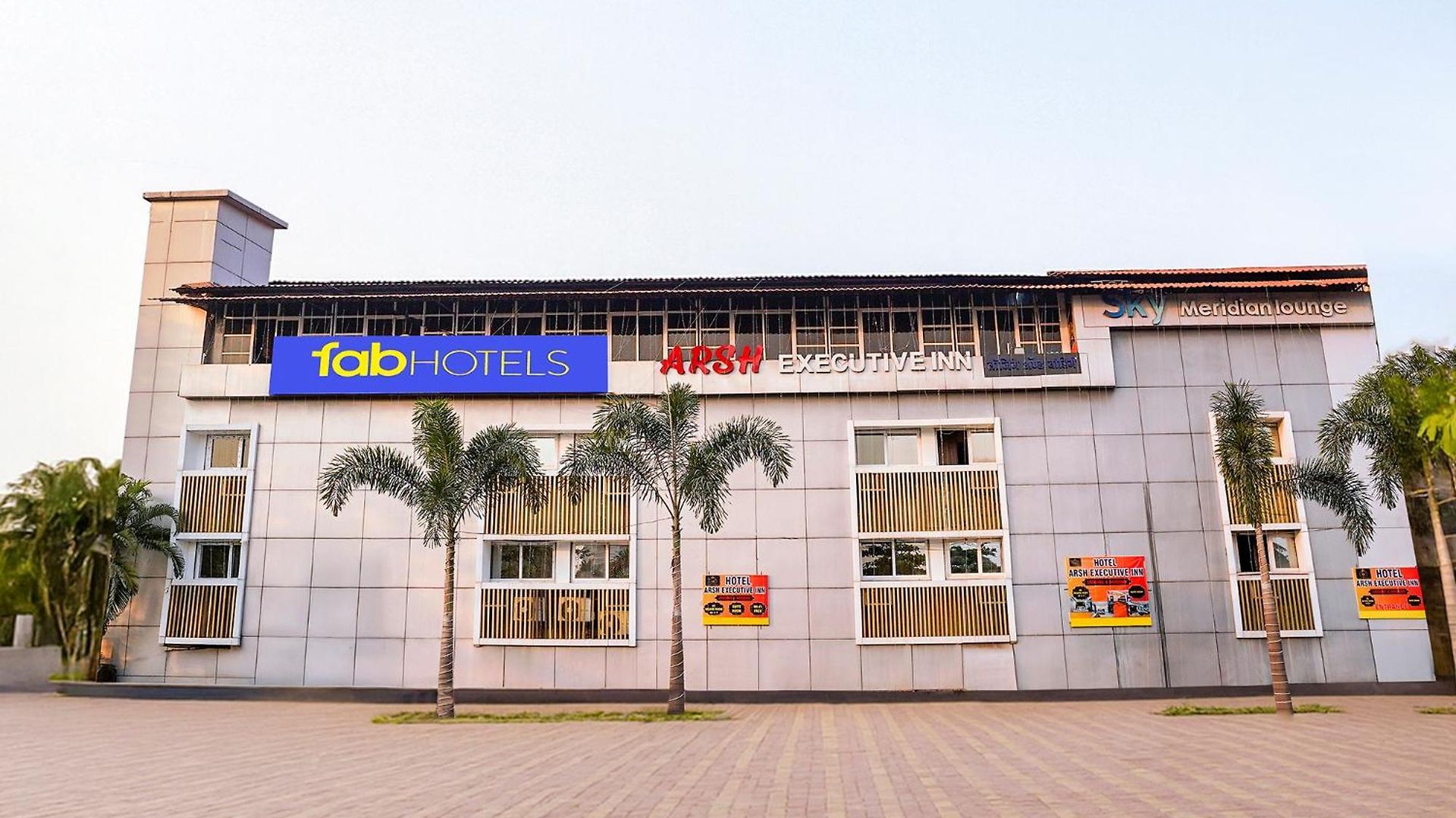 Fabhotel Arsh Executive 3*