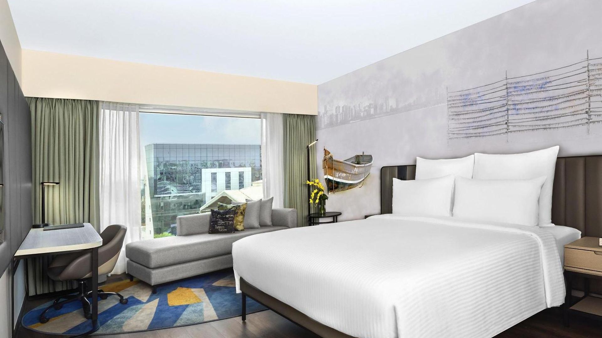 Novotel International Airport Hotel 5*