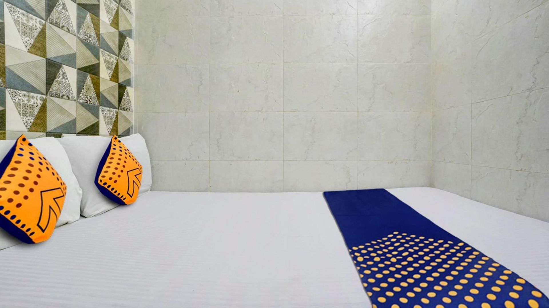 Hotel O Gulzar Masjid Bunder Railway Station 3* Mumbai