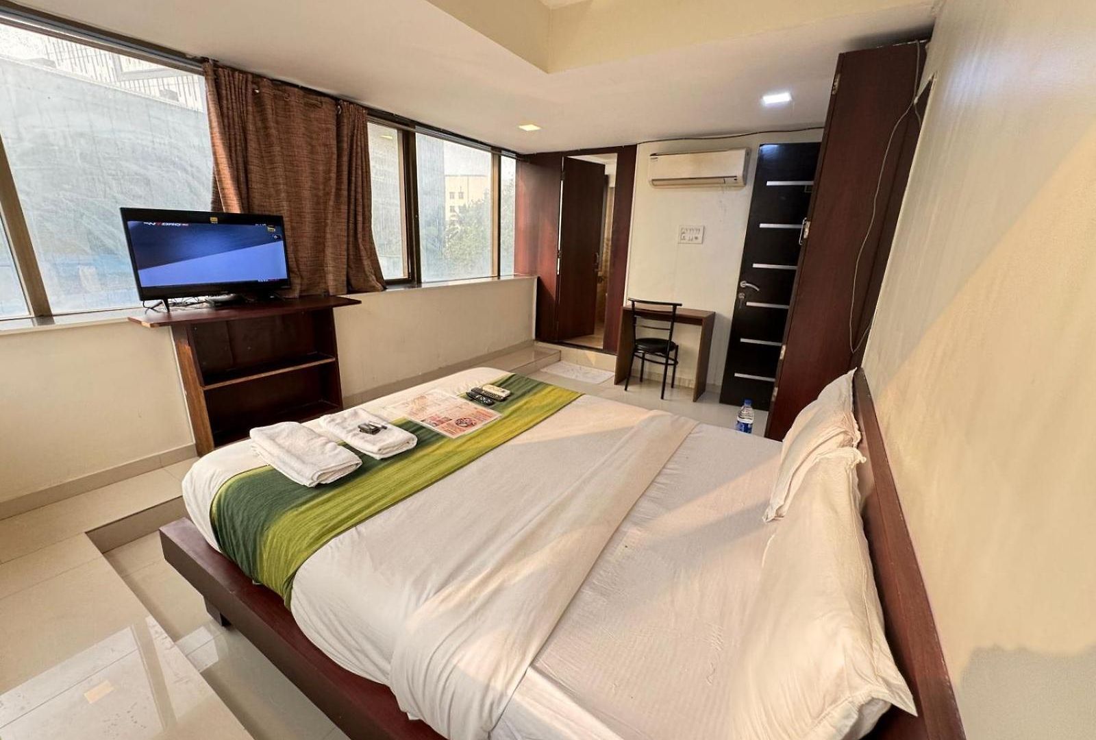 Artusinn Midc Andheri East Hotel
