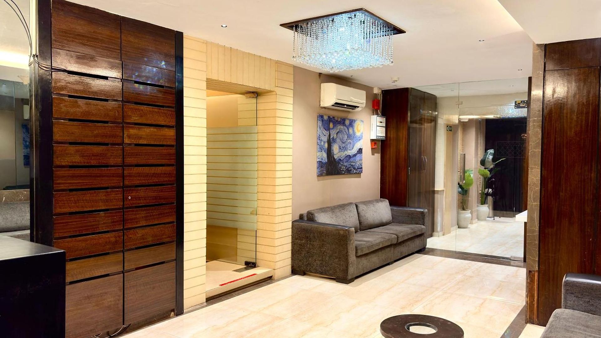 Hotel The Majlis - Colaba Mumbai