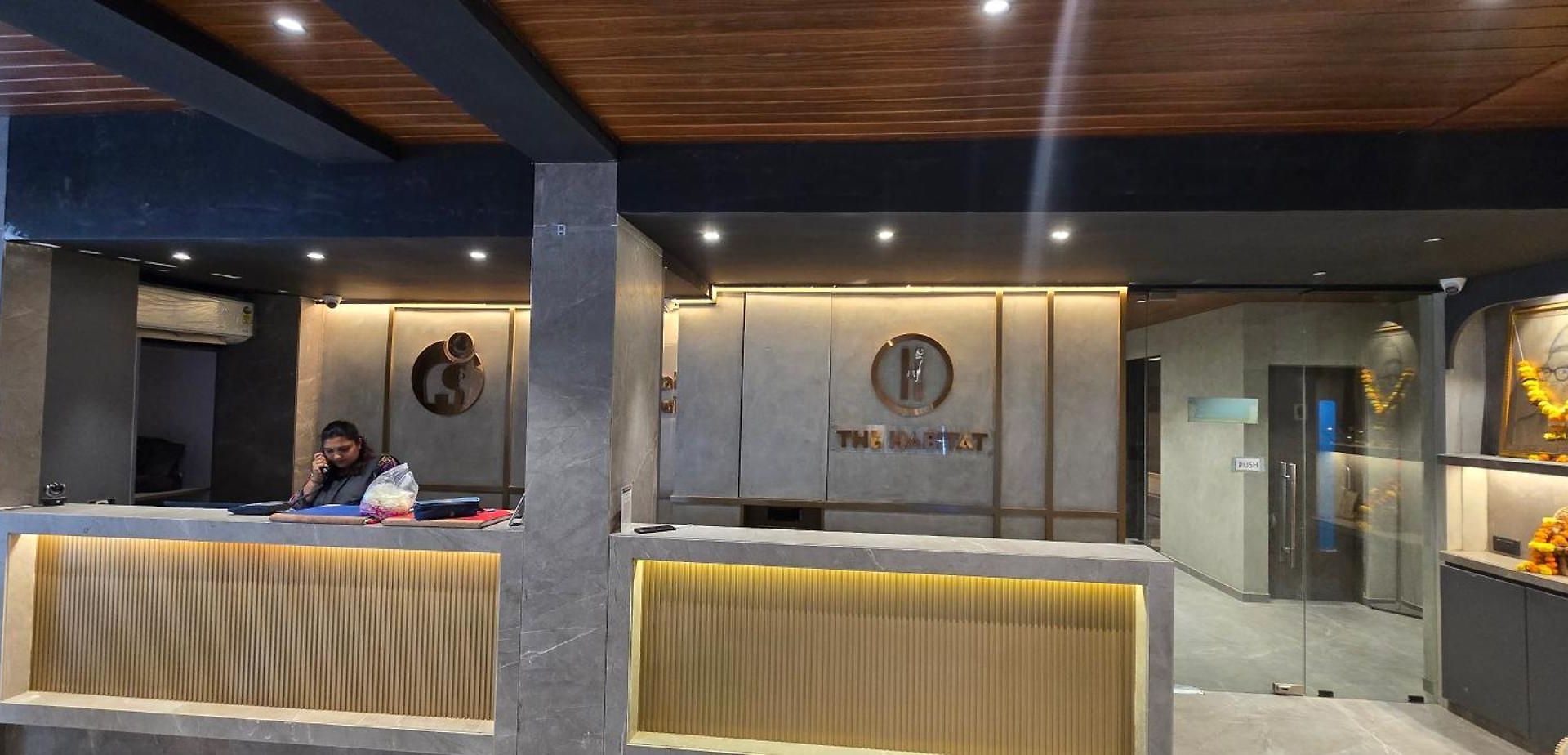 The Unicontinental 3*