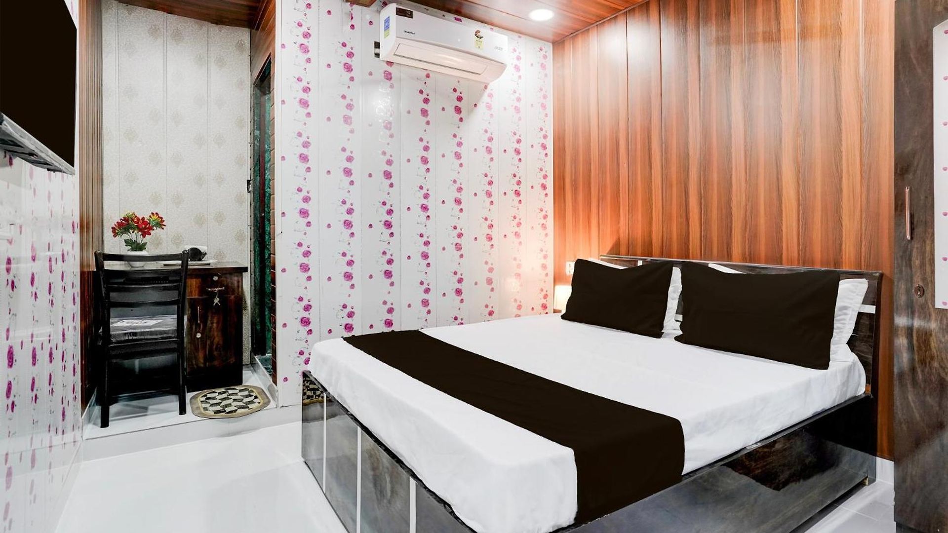 O Amma Bhau Residency Hotel 4*