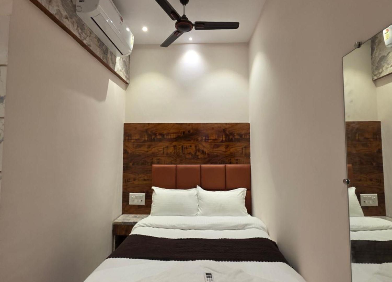 Hotel Powai Palace 3*