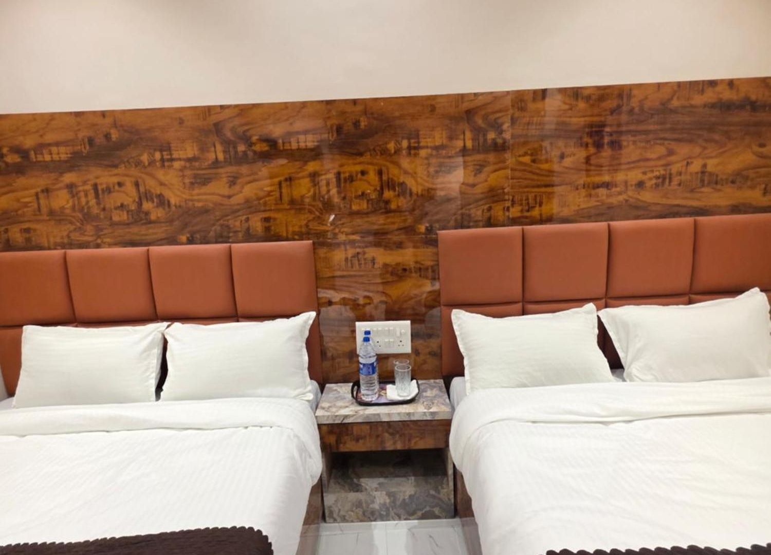 Powai Palace 3*
