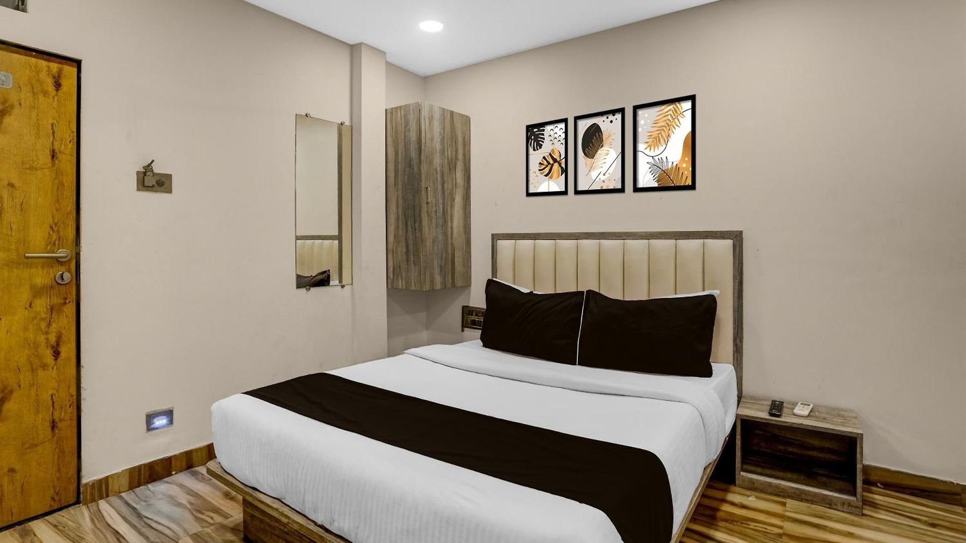 Collection O Bkc Kurla Formerly Pride Hotel Mumbai