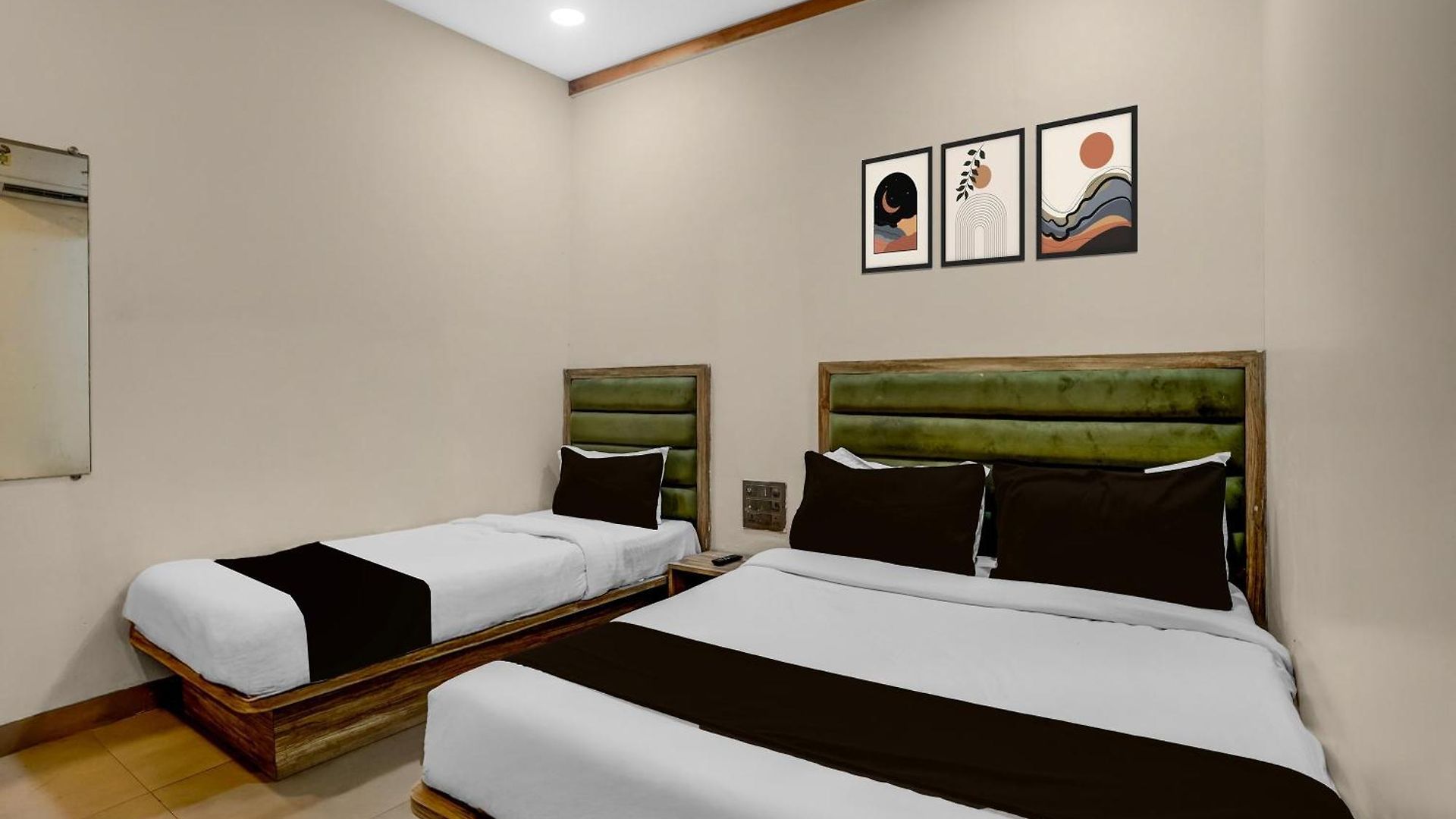 Hotel Collection O Bkc Kurla Formerly Pride Mumbai