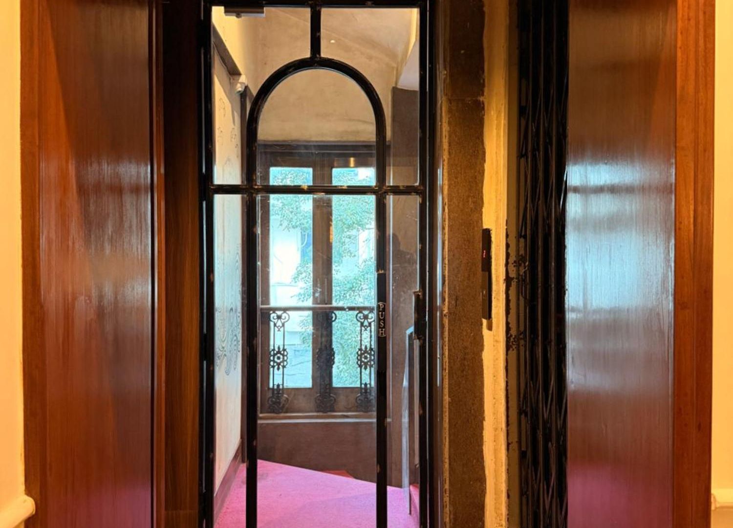 Palm Breeze - Colaba Hotel 3*