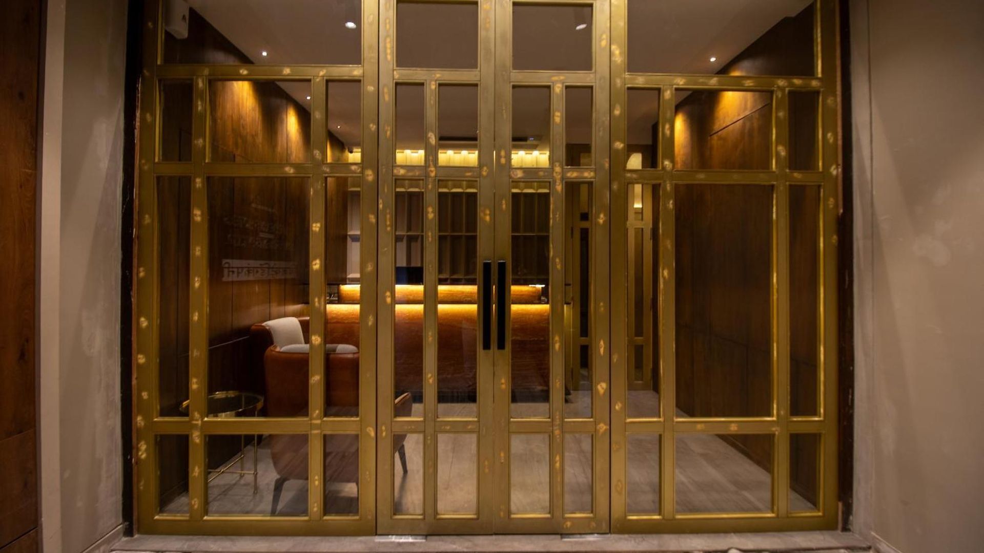 Hotel White Pearl - Colaba