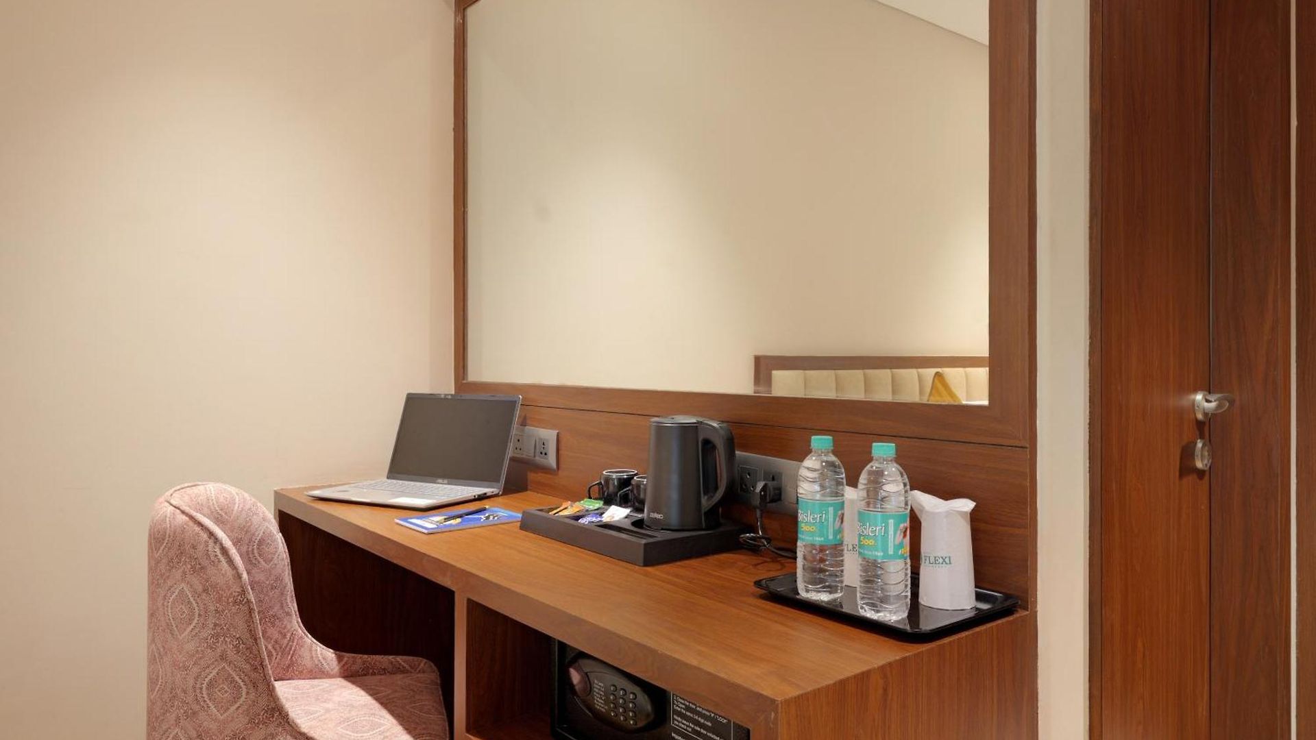 Flexi Residency International Airport Hotel