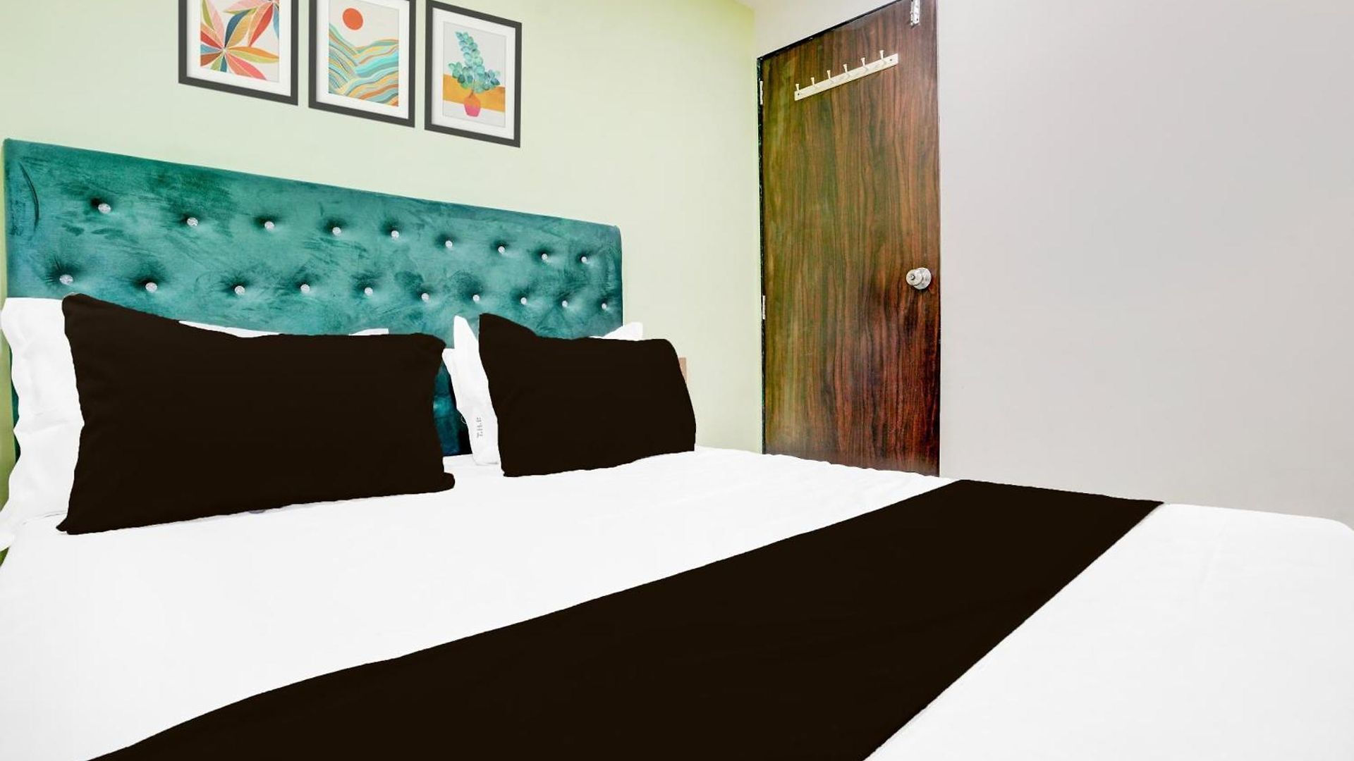 Hotel Via Palace