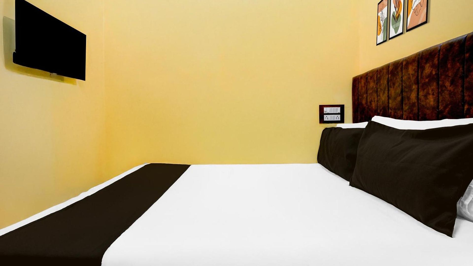 O By Oyo Mm Residency Mumbai