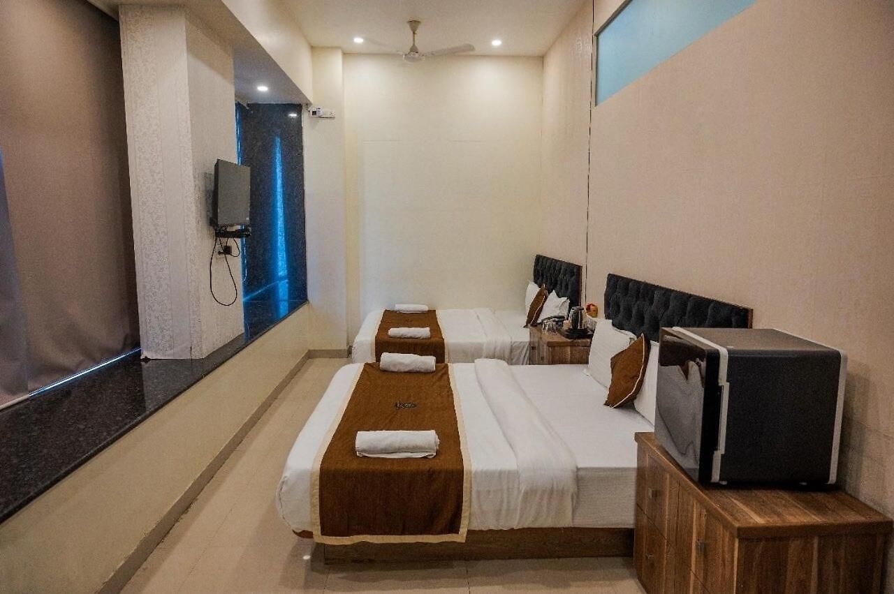 Hotel Collection O Parle Formerly Freedom Star Mumbai