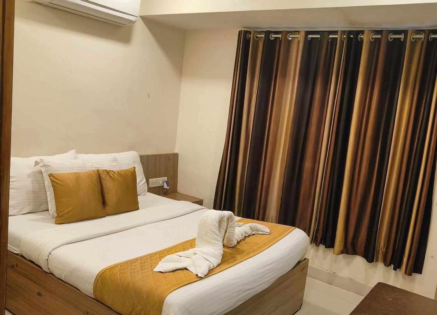 Hotel Habeeba Bkc Mumbai