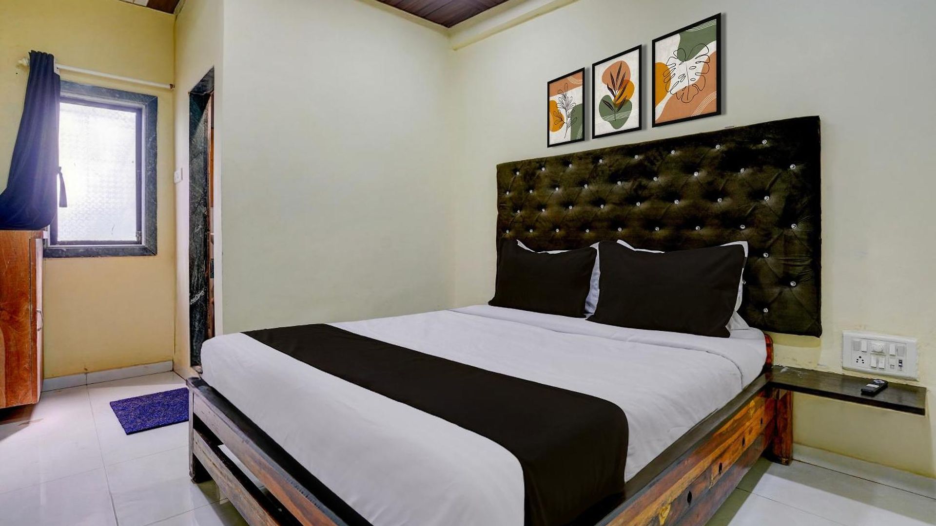 O Royal Hotel Mumbai