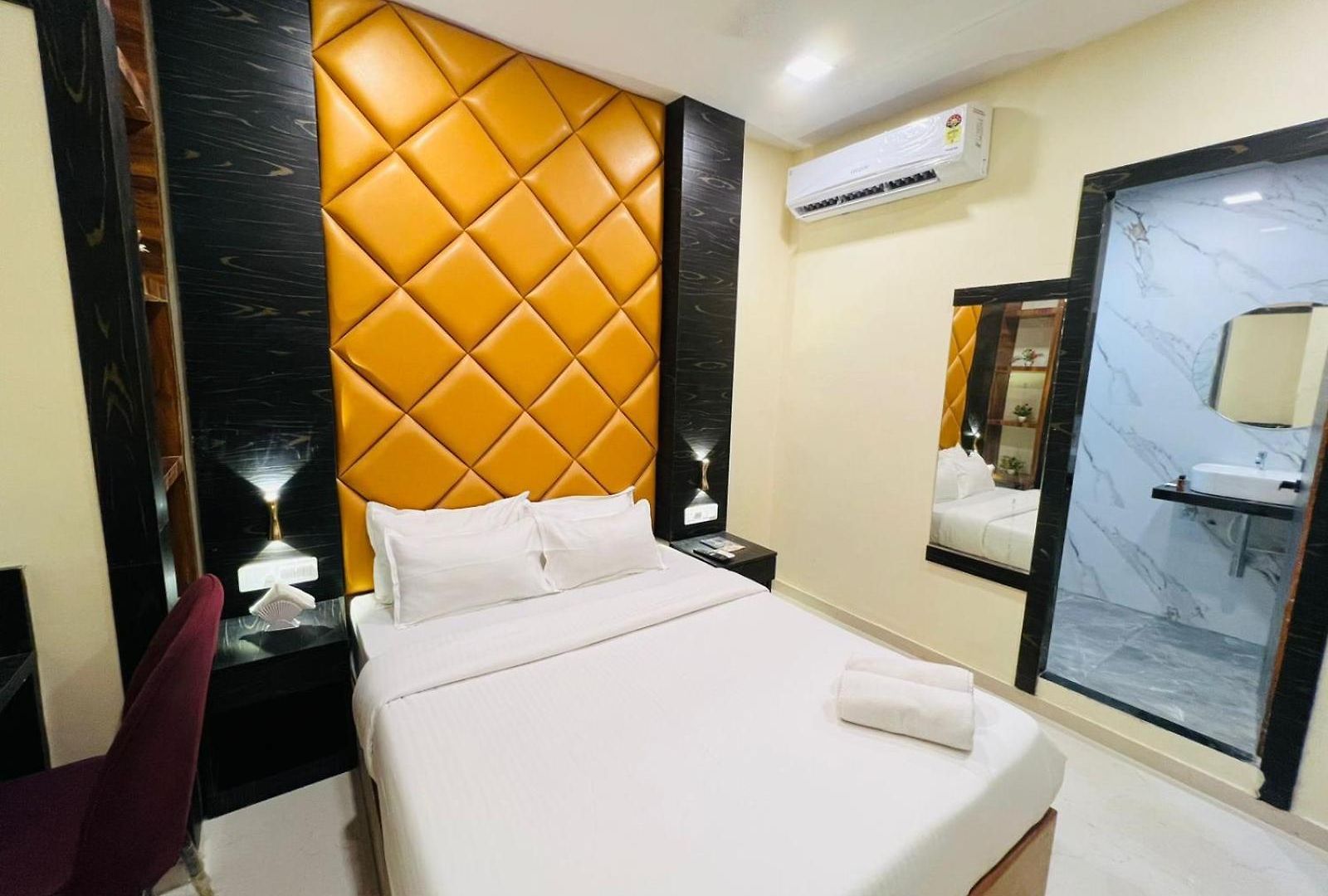 Hotel Sky By Glitz Nr Internatinational Airport