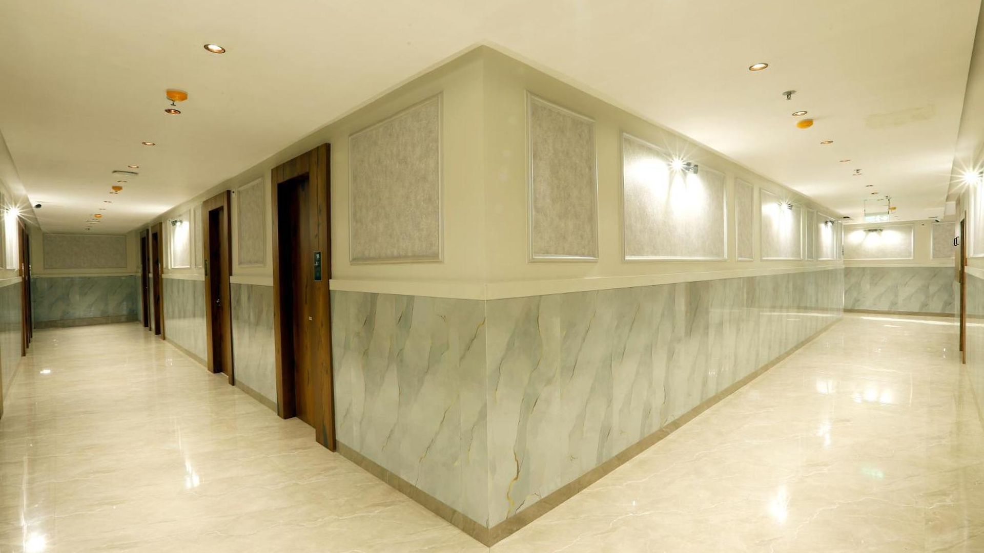 Breeze Bay Ex - Near Us Consulate, Bkc Hotel Mumbai