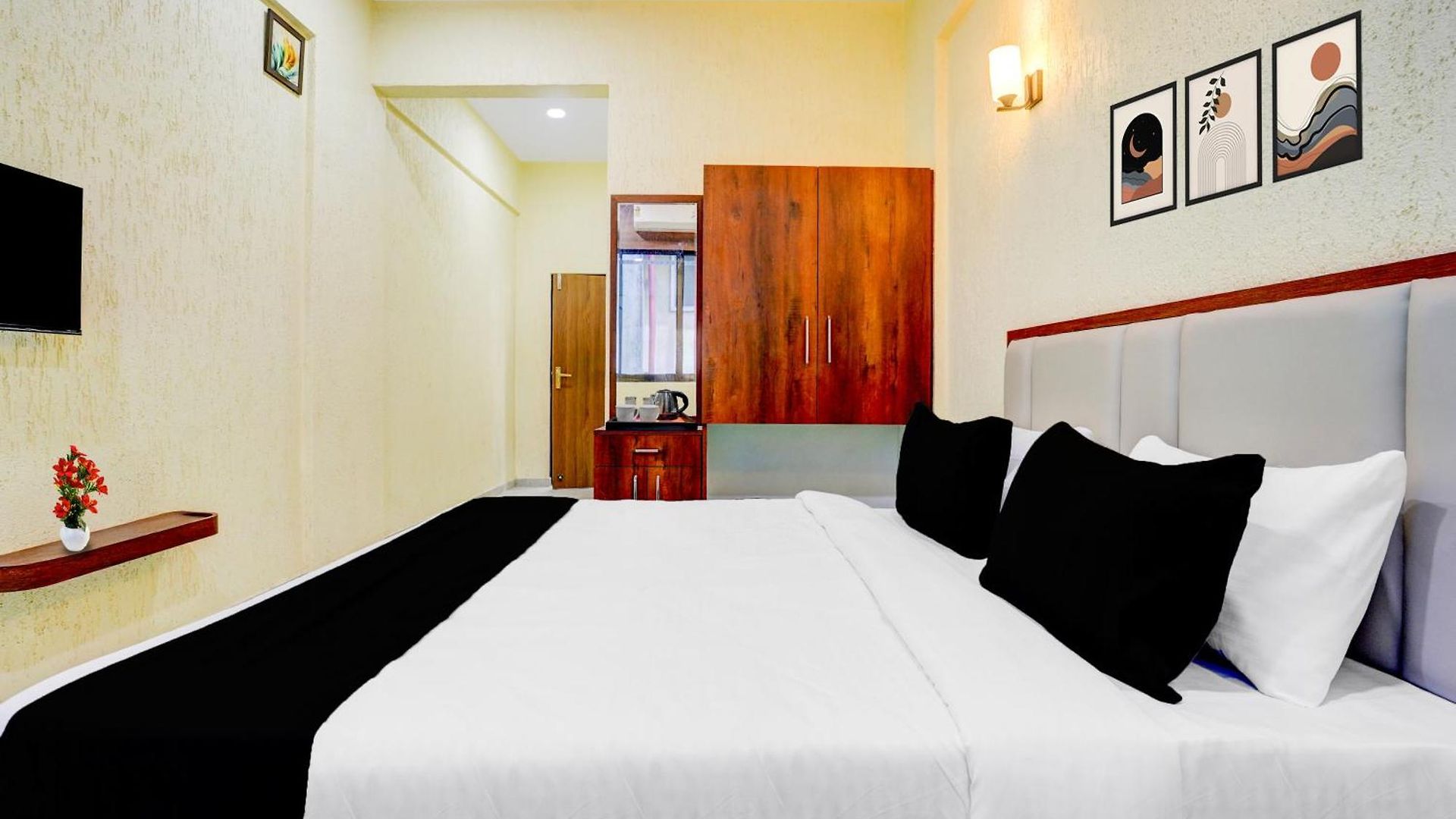 Super Collection O Kalamboli New Panvel Formerly Golden Paradise Hotel