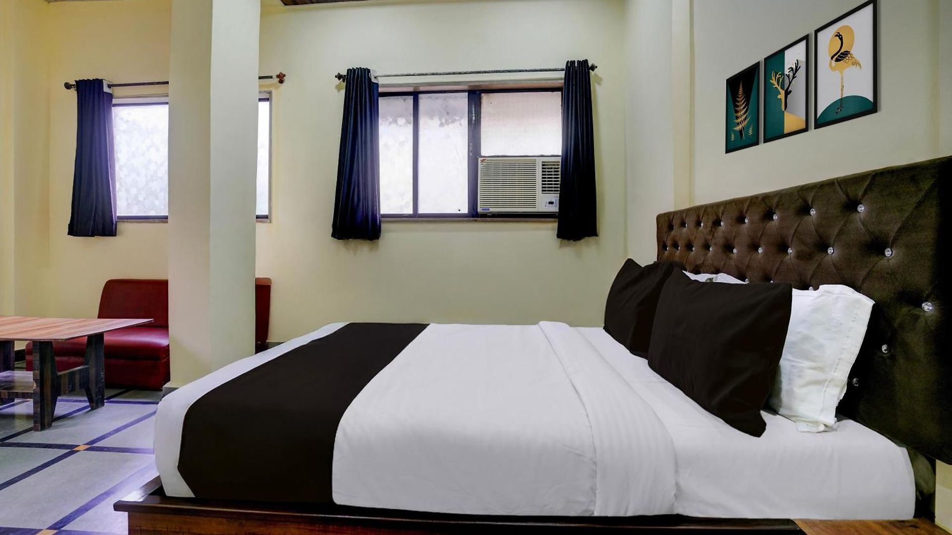 O Royal Hotel 3*