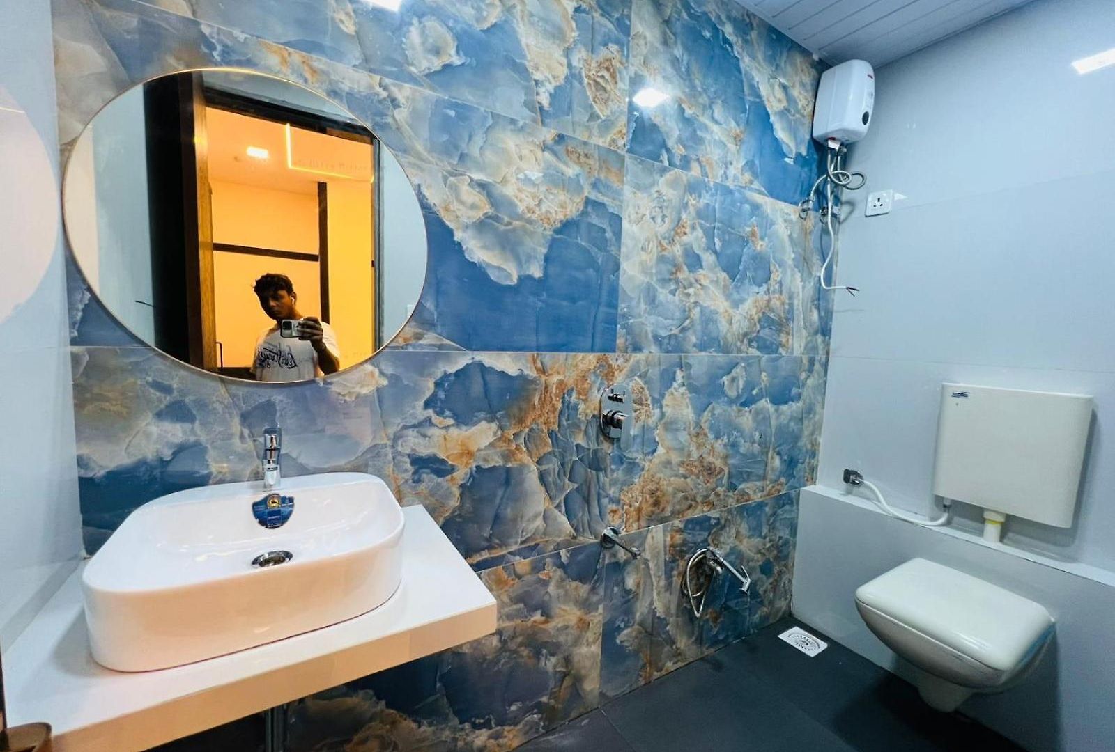 Sky By Glitz Nr Internatinational Airport 3* Mumbai