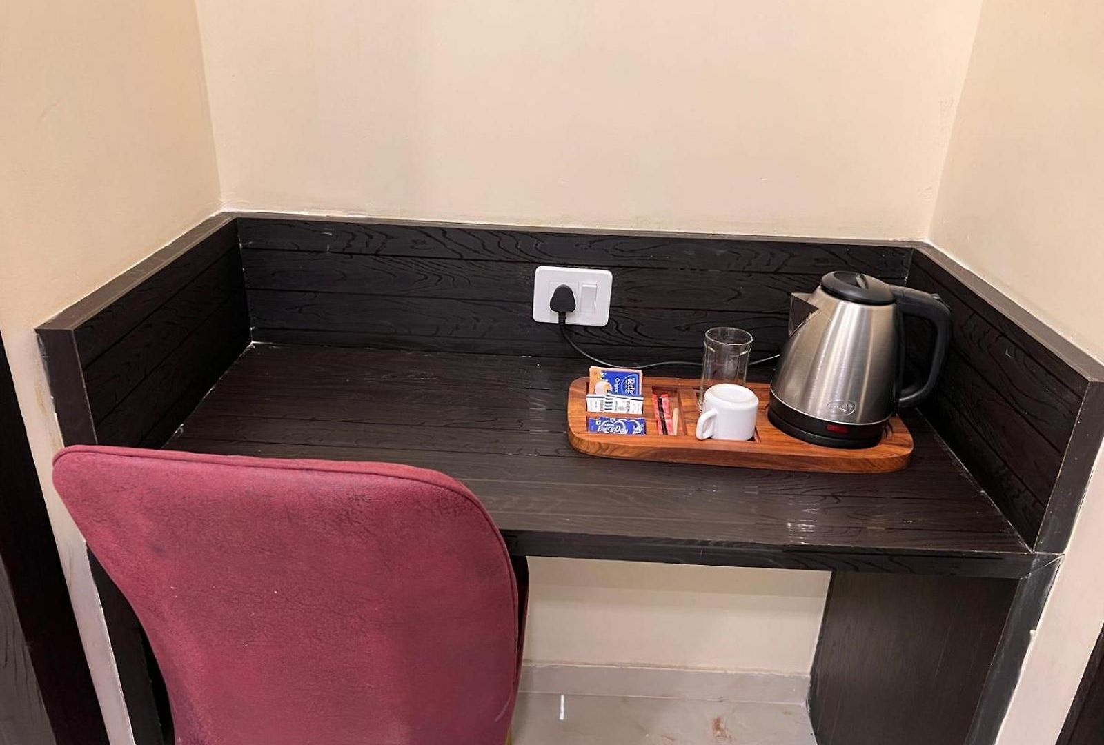 Sky By Glitz Nr Internatinational Airport 3* Mumbai