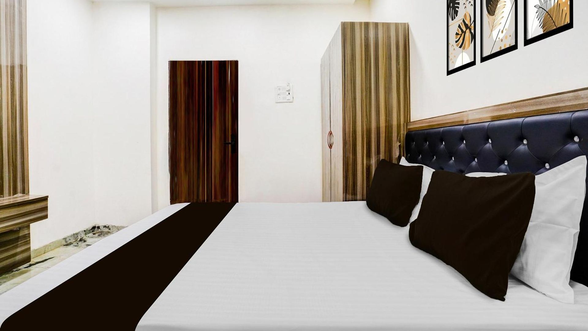 Hotel Collection O Ulhasnagar Birla Temple Formerly Yash Residency