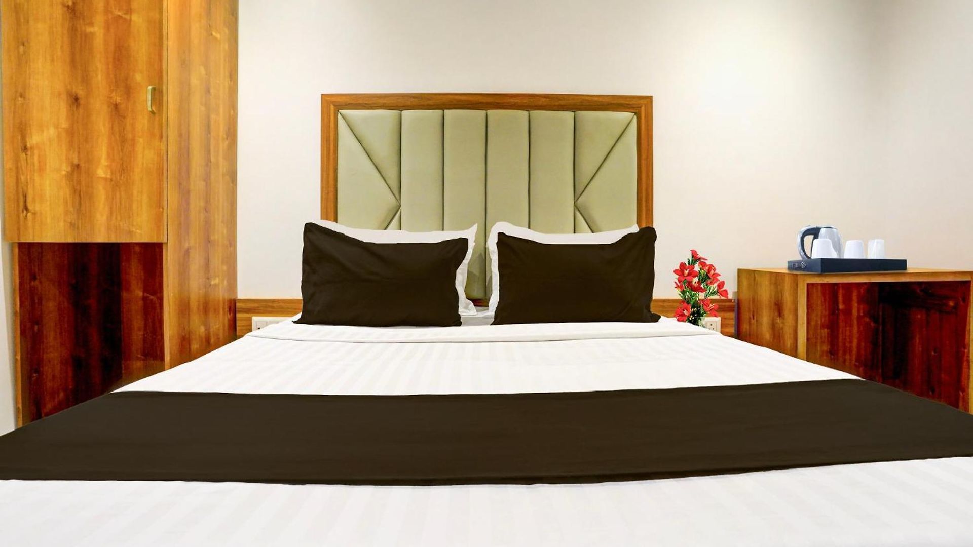 Collection O Sakinaka Airport T2 Hotel 3*