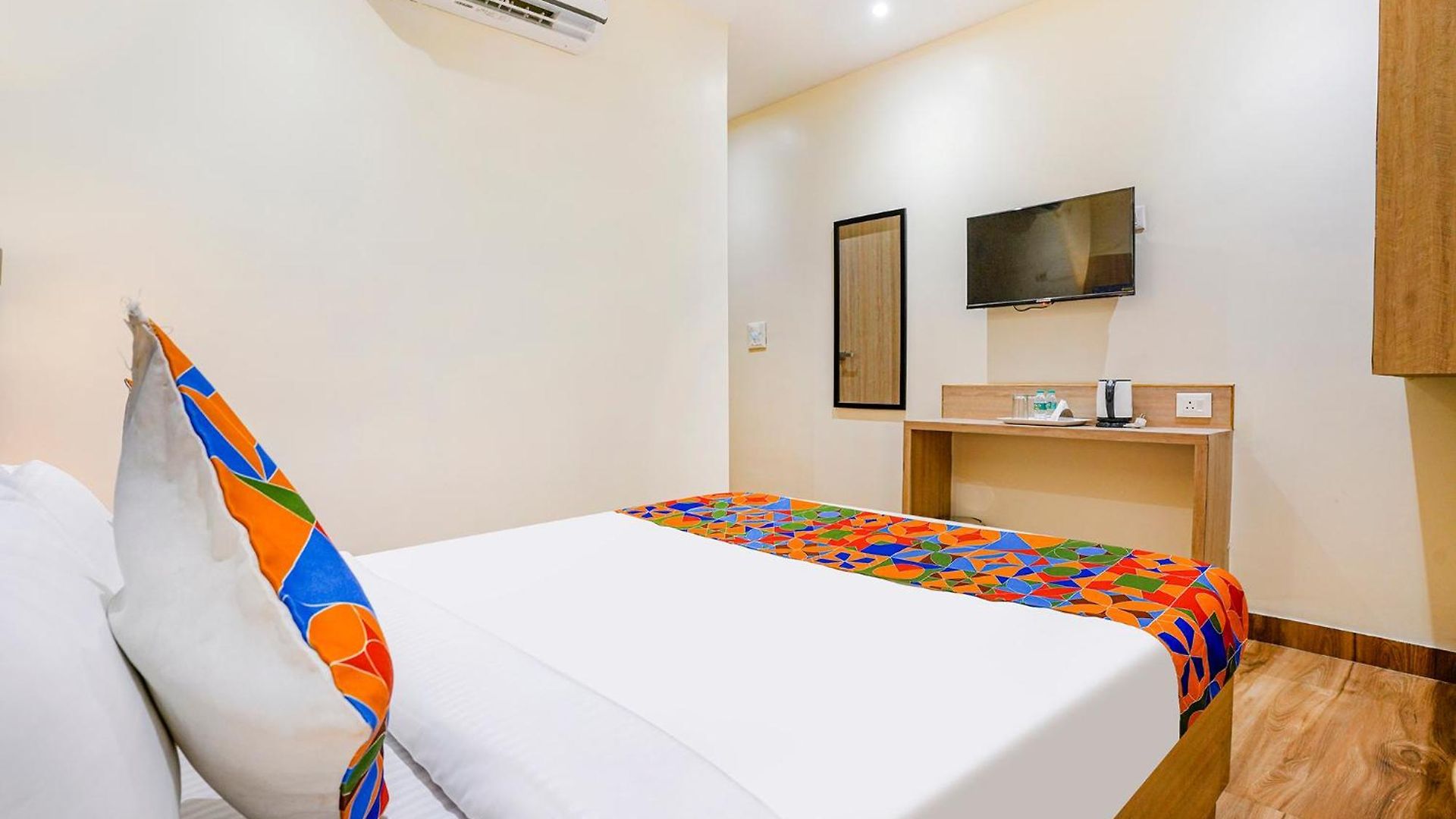 Riza Nesco Exhibition Centre Goregoan 3* Mumbai