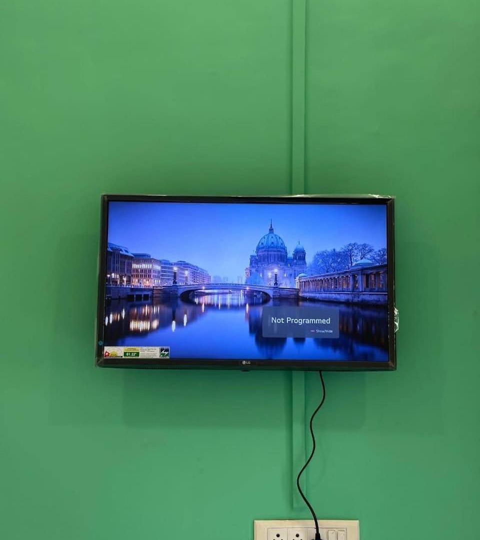 Galaxy Executive & Ac * Mumbai