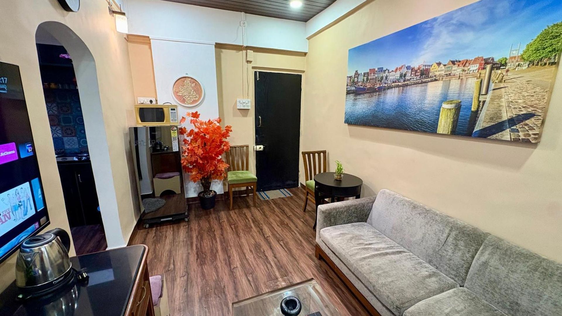 1bhk Casa Bella Off Linking Rd Ground Floor * Mumbai