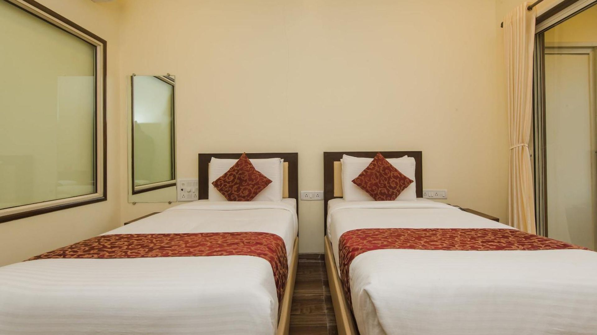 Super O Divine Residency Near Phoenix Marketcity 3* Mumbai