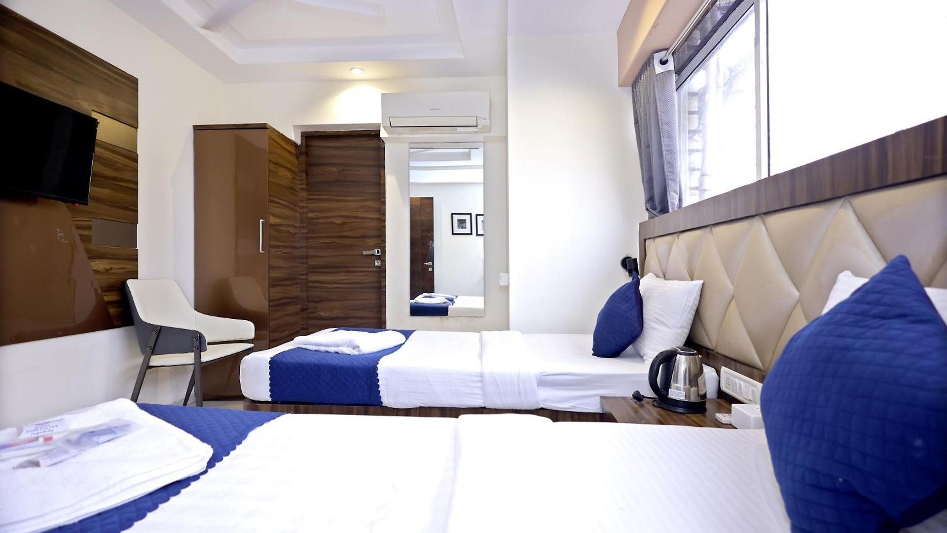 Hotel Park Palace Mumbai