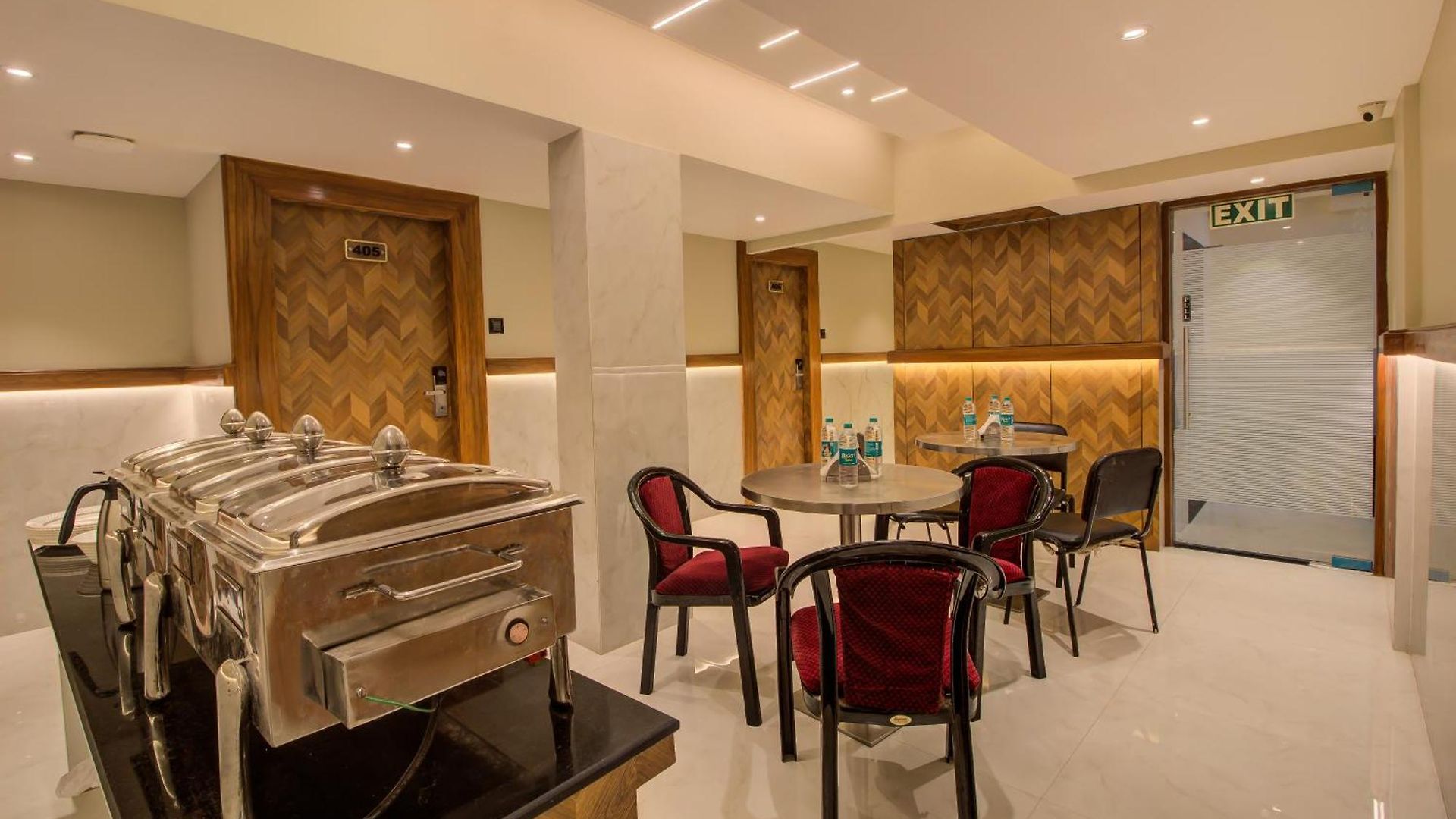 Malad Opposite Malad Railway Station Hotel
