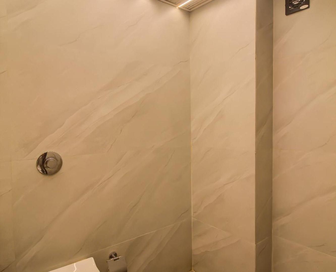 Hotel Malad Opposite Malad Railway Station 3*