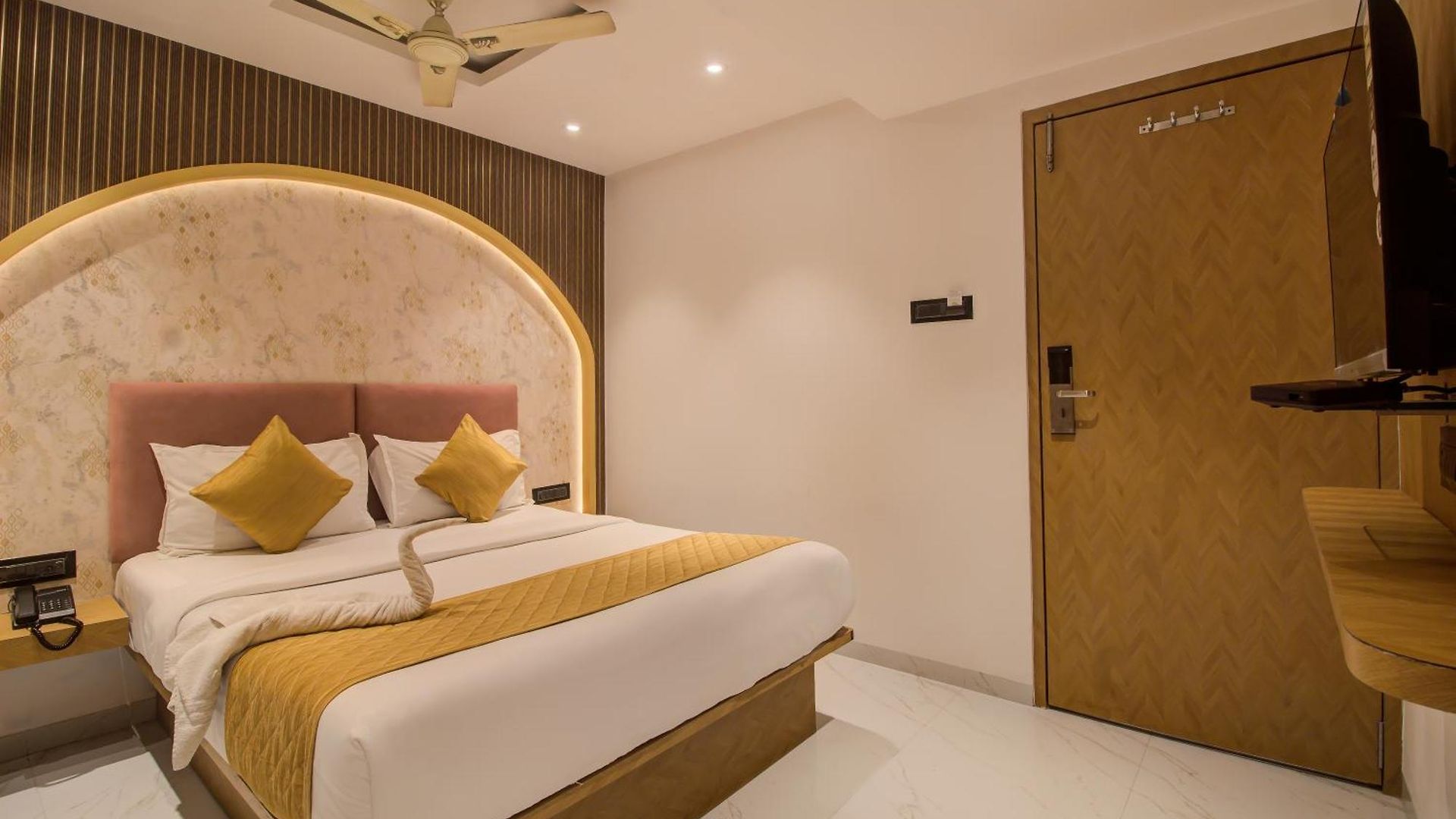 Malad Opposite Malad Railway Station 3* Mumbai