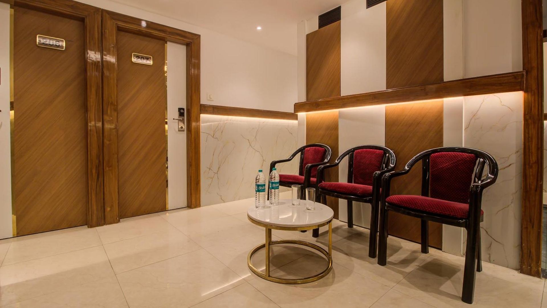 Malad Opposite Malad Railway Station 3* Mumbai