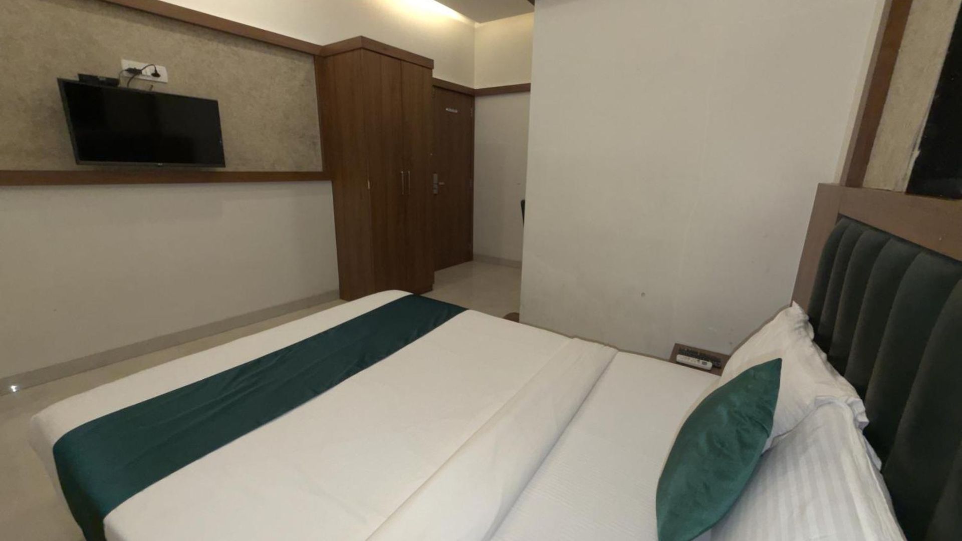 Hotel Bkc Downtown - Near Us Embassy 3*