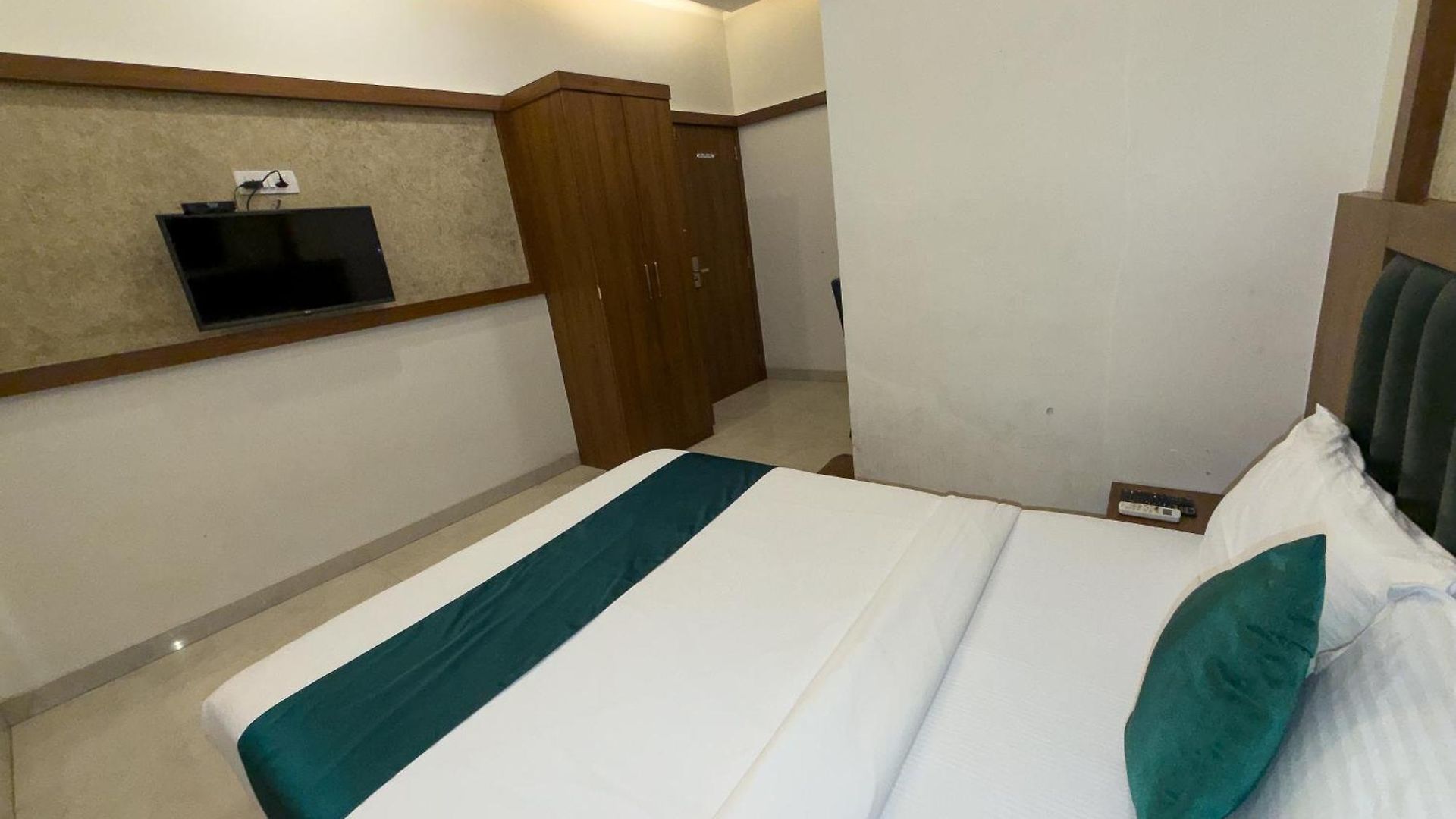 Bkc Downtown - Near Us Embassy 3* Mumbai