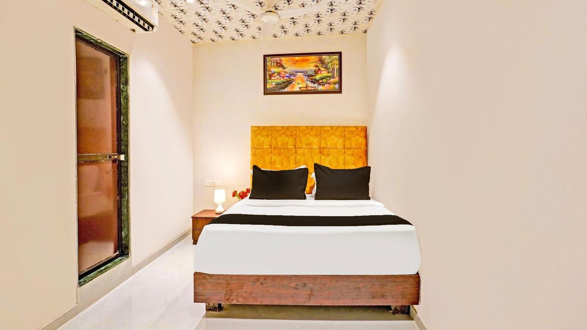 O Nk Residency Hotel