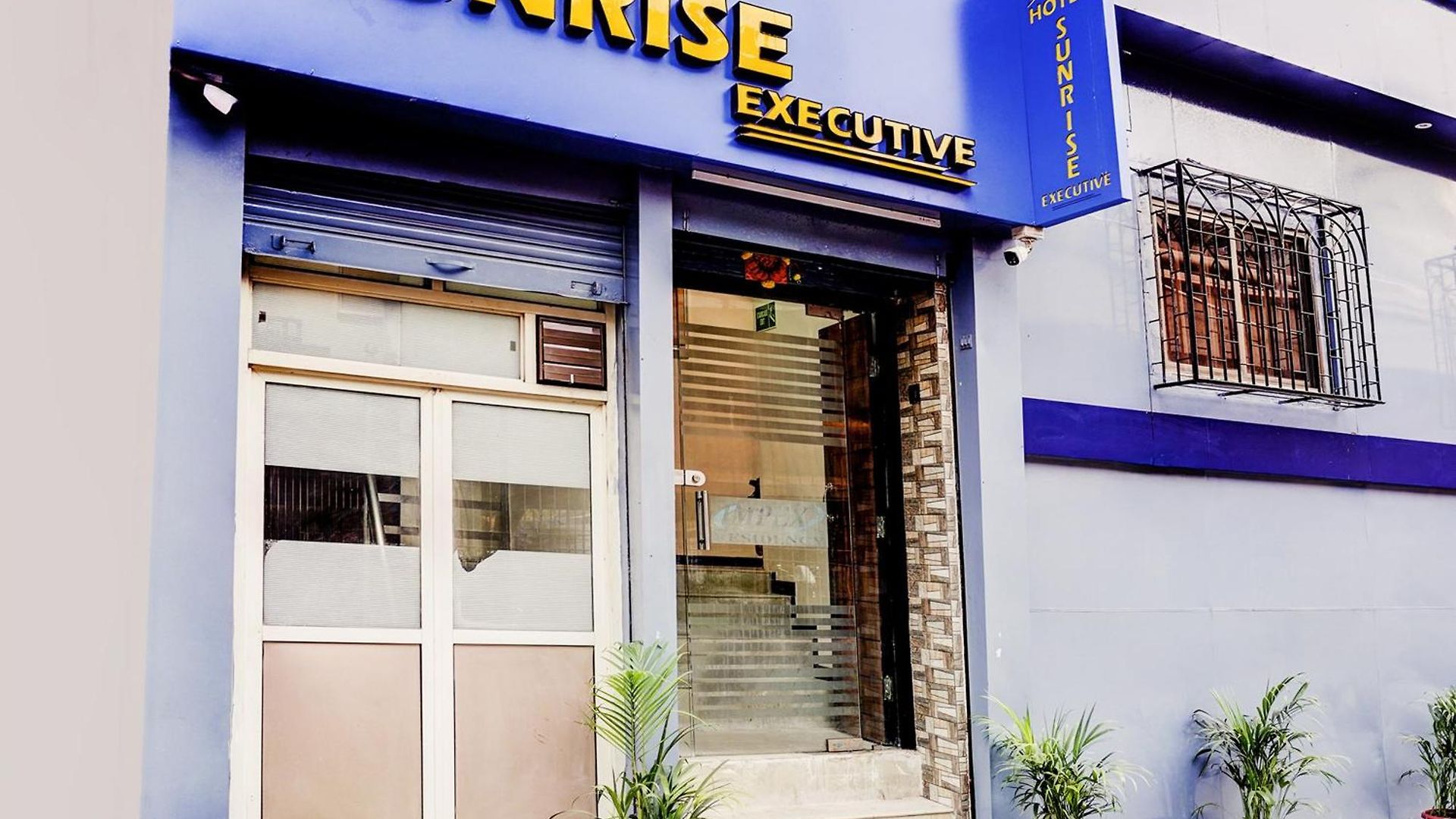 O Sunrise Executive Hotel