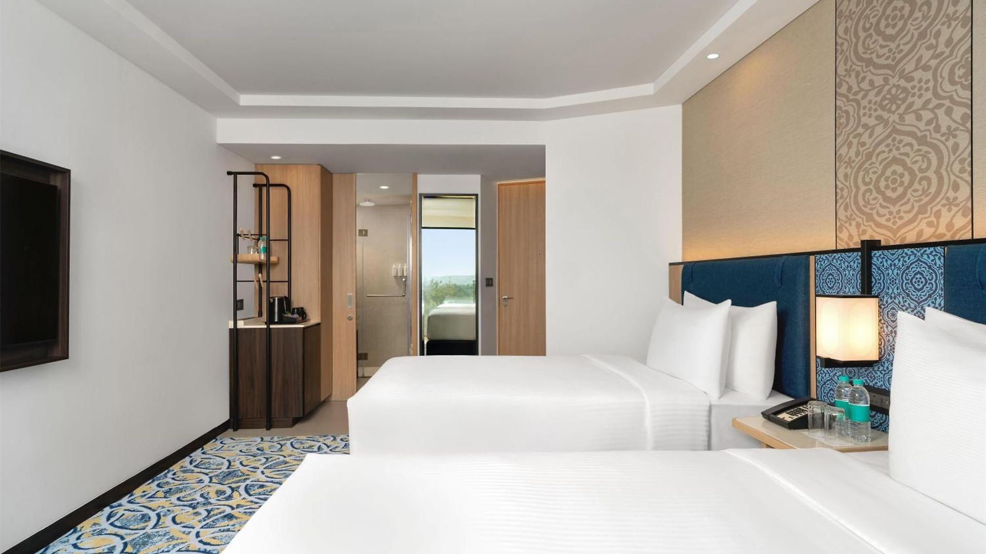 Hilton Garden International Airport 4*