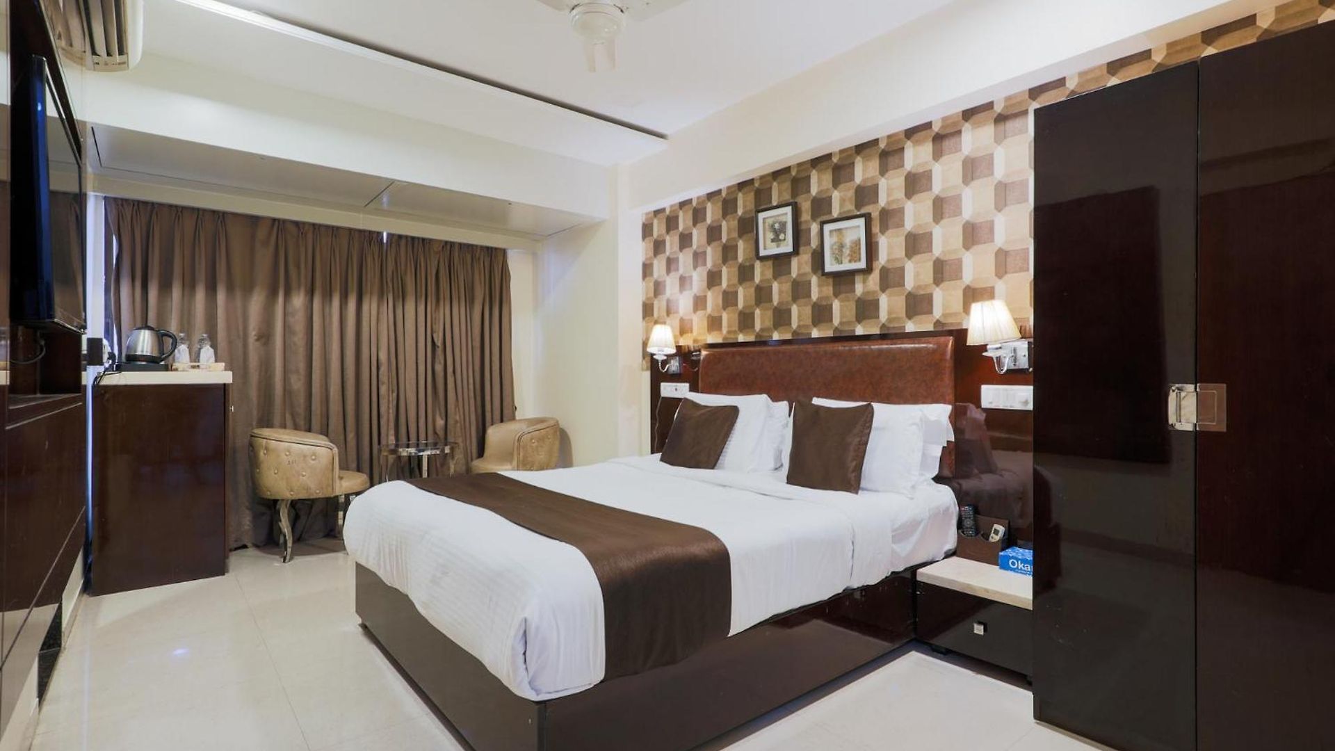Laaiba Residency 3*
