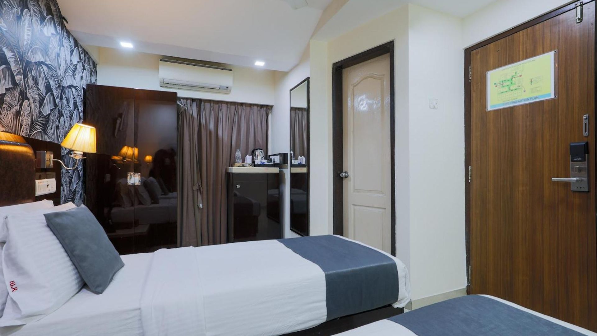 Laaiba Residency 3*