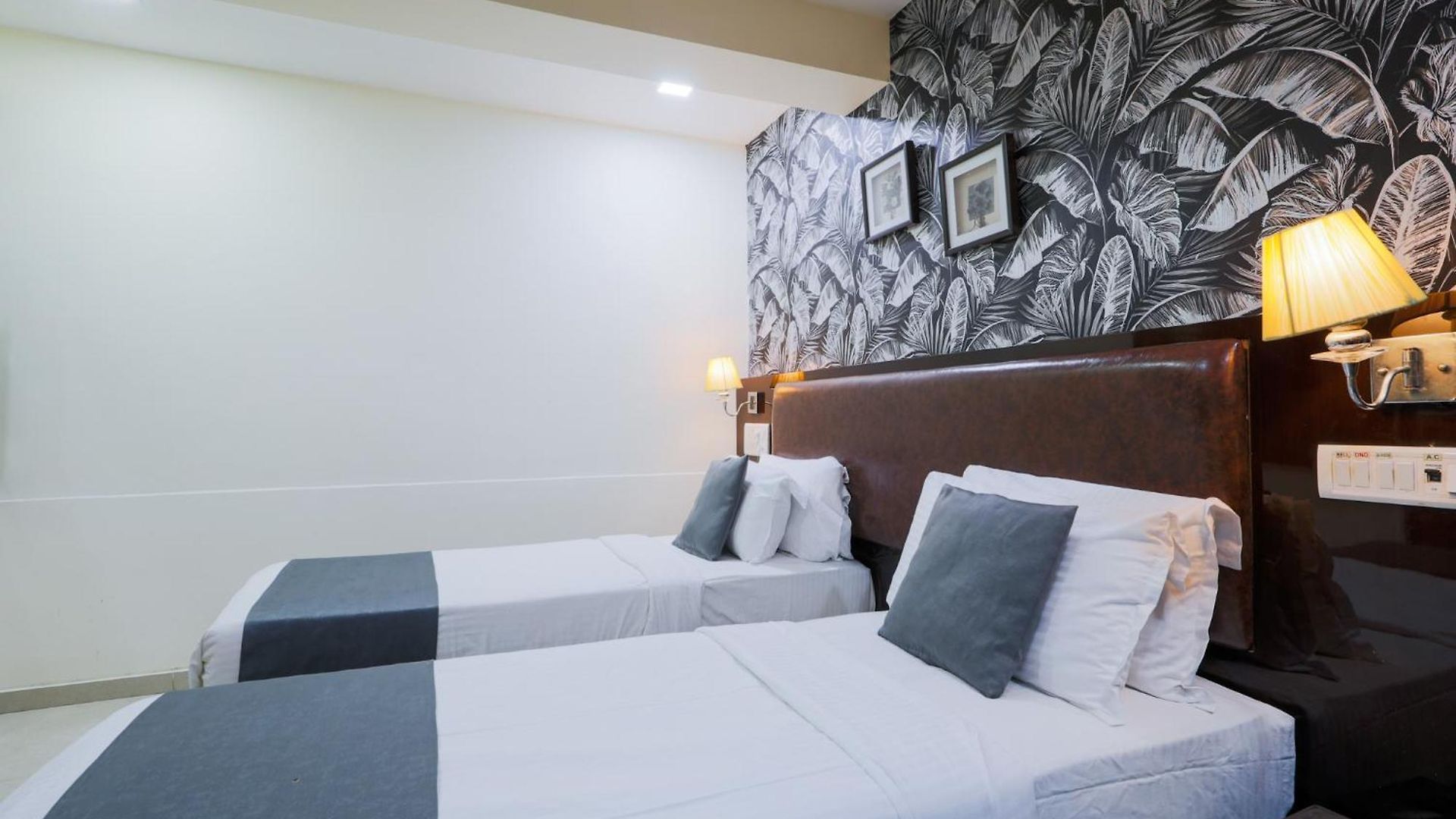 Laaiba Residency 3*