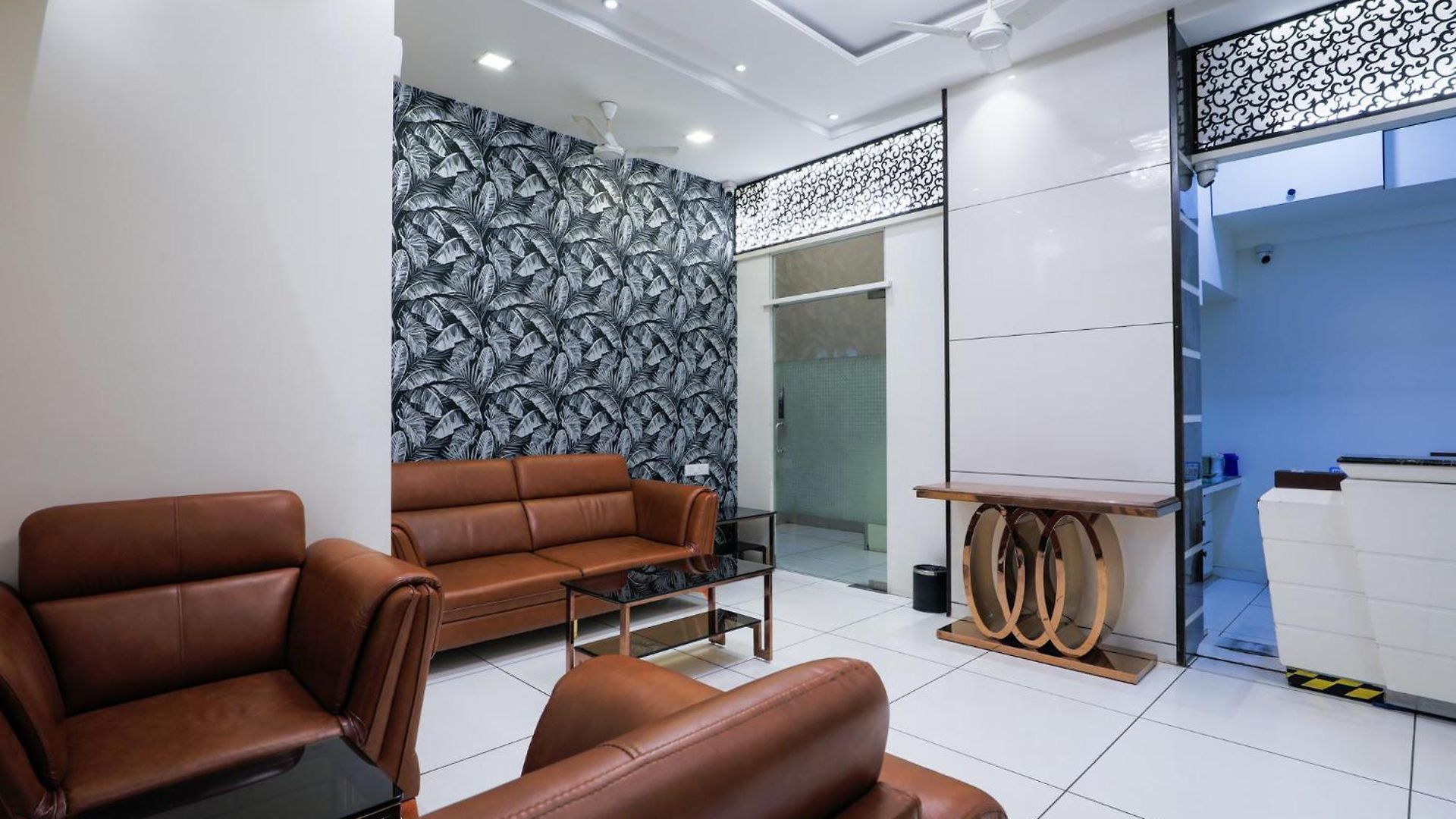 Laaiba Residency 3*