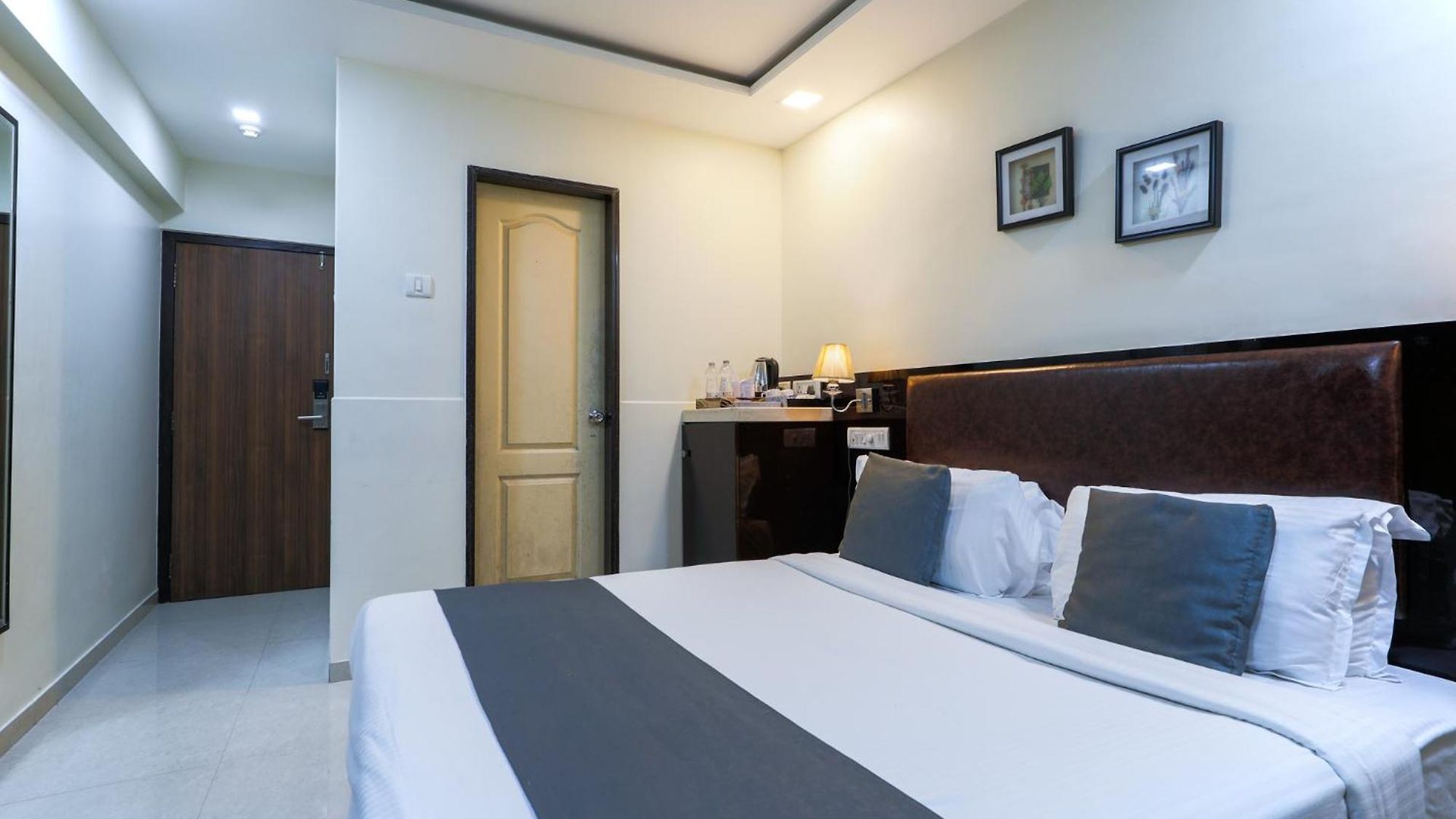 Laaiba Residency