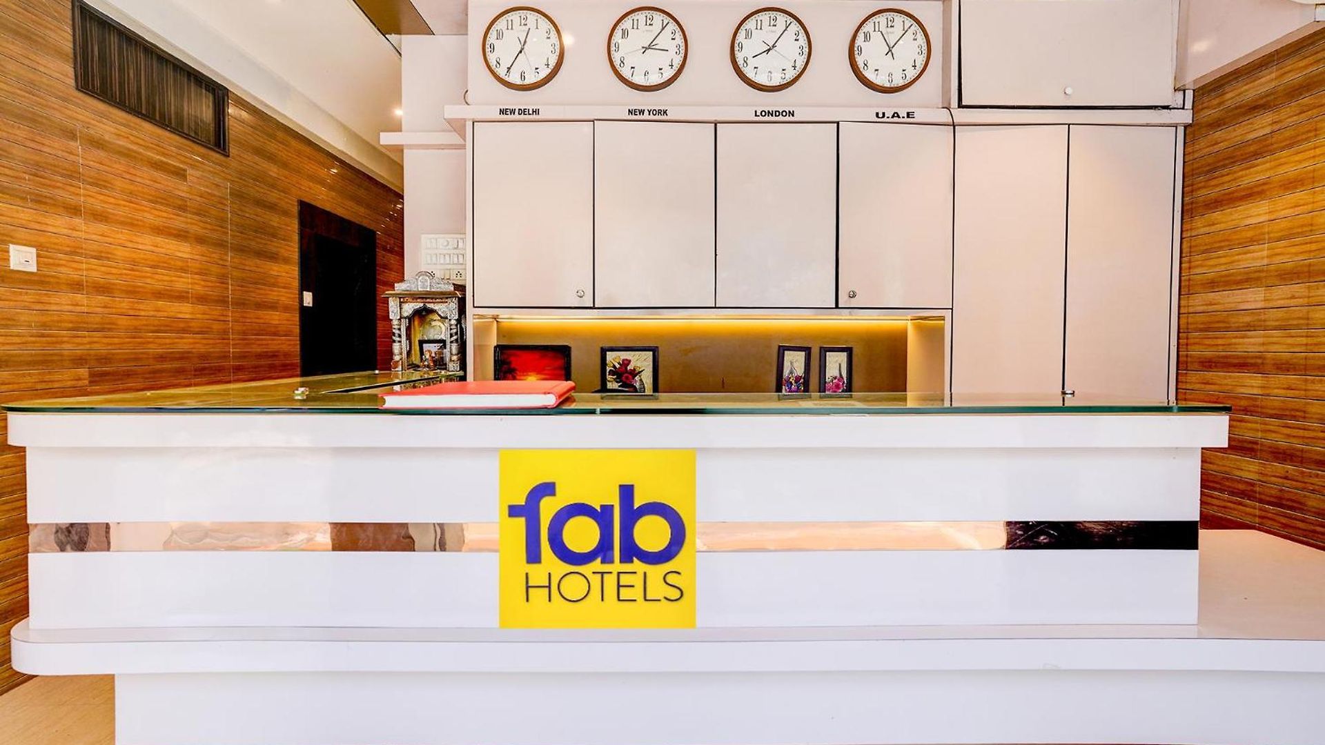 Fabhotel Abrol 3*