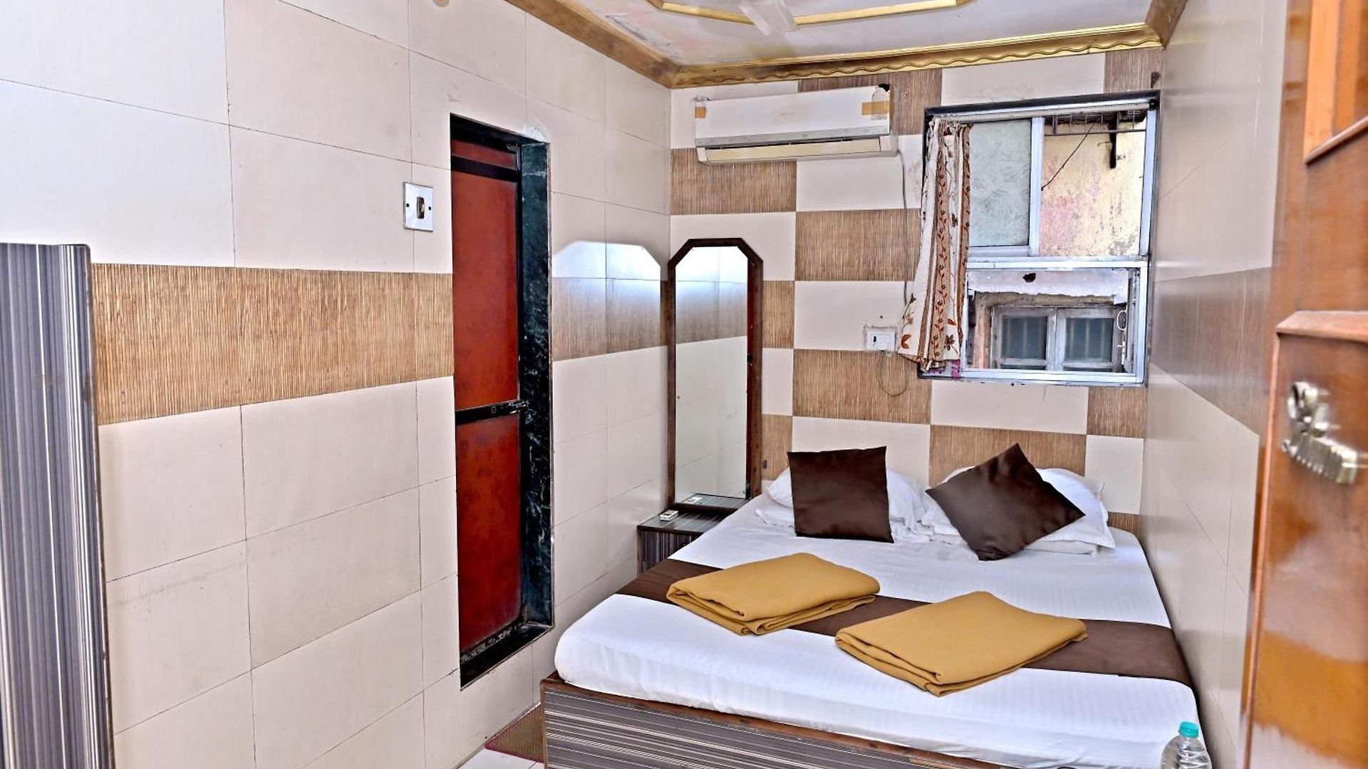 Hotel Ajanta 3*