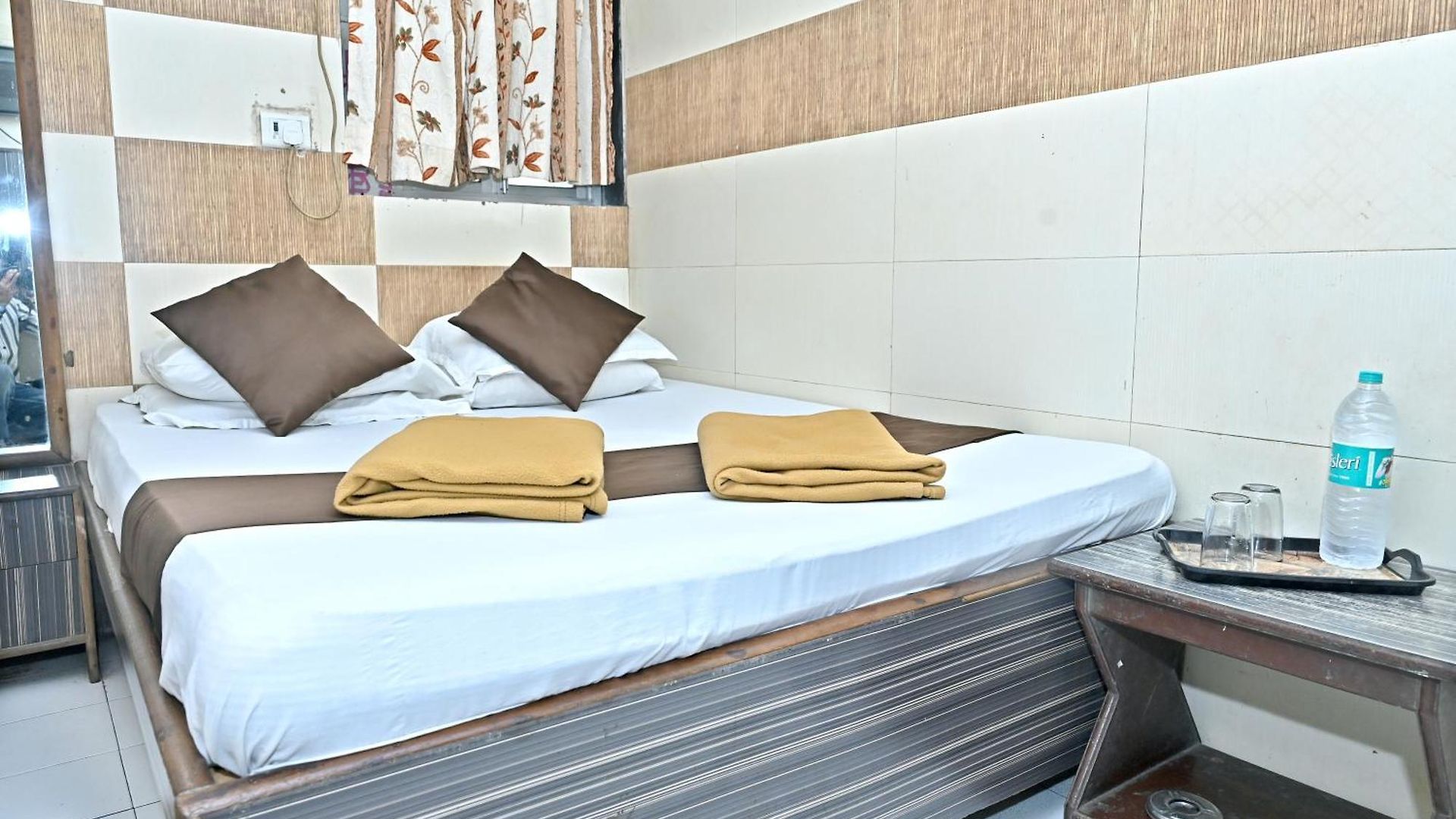 Ajanta Hotel 3*