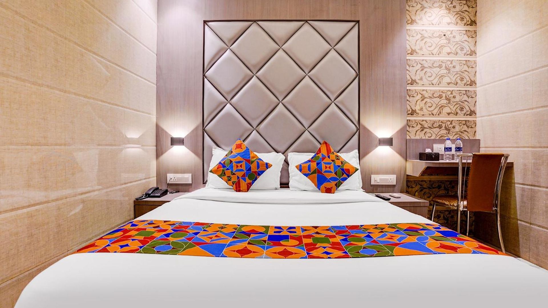 Fabhotel Abrol 3*
